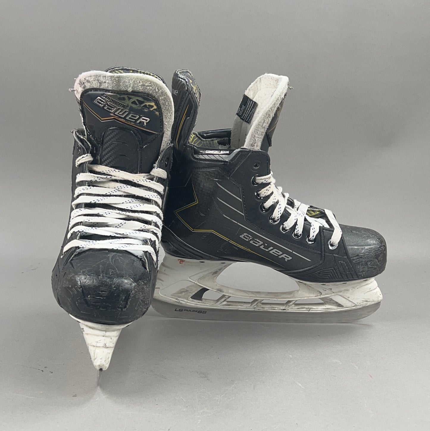 Bauer Supreme M40 Size 5.5 Intermediate Hockey Skates