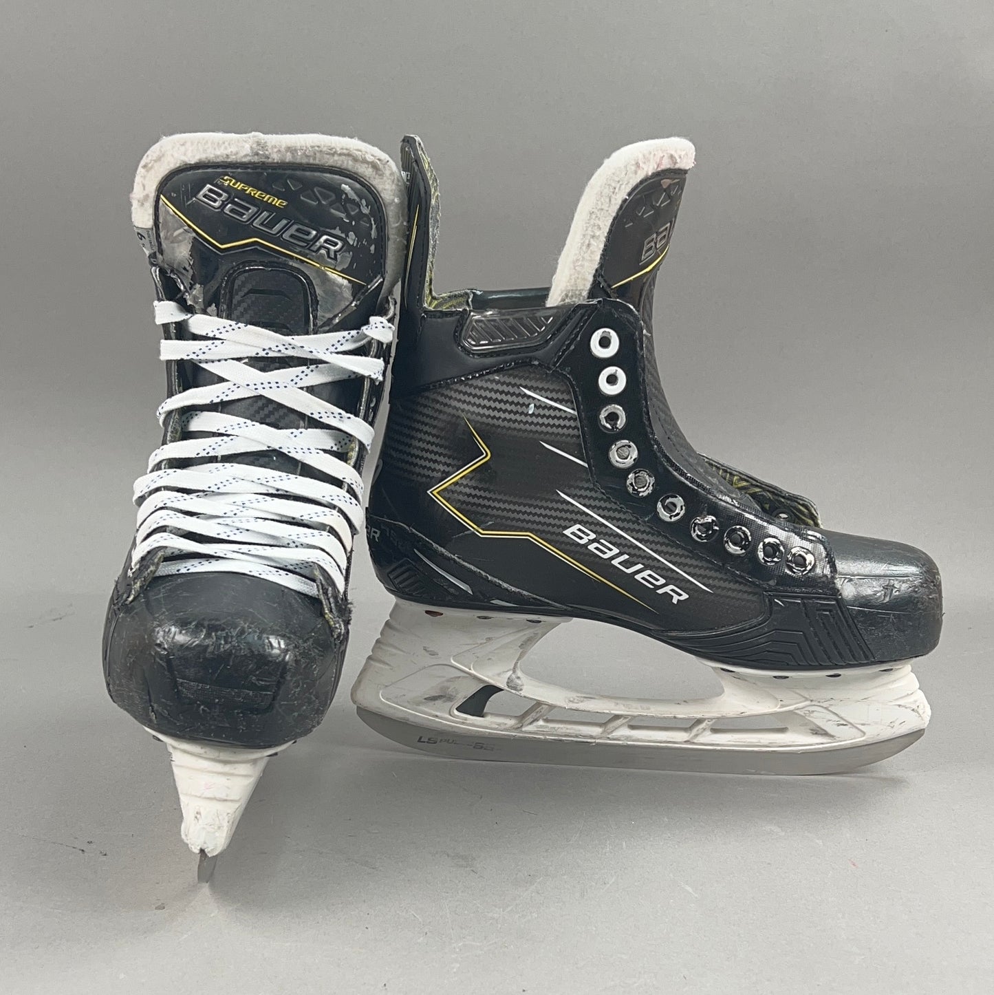 Bauer Supreme Comp Size 6.5 Intermediate Hockey Skates