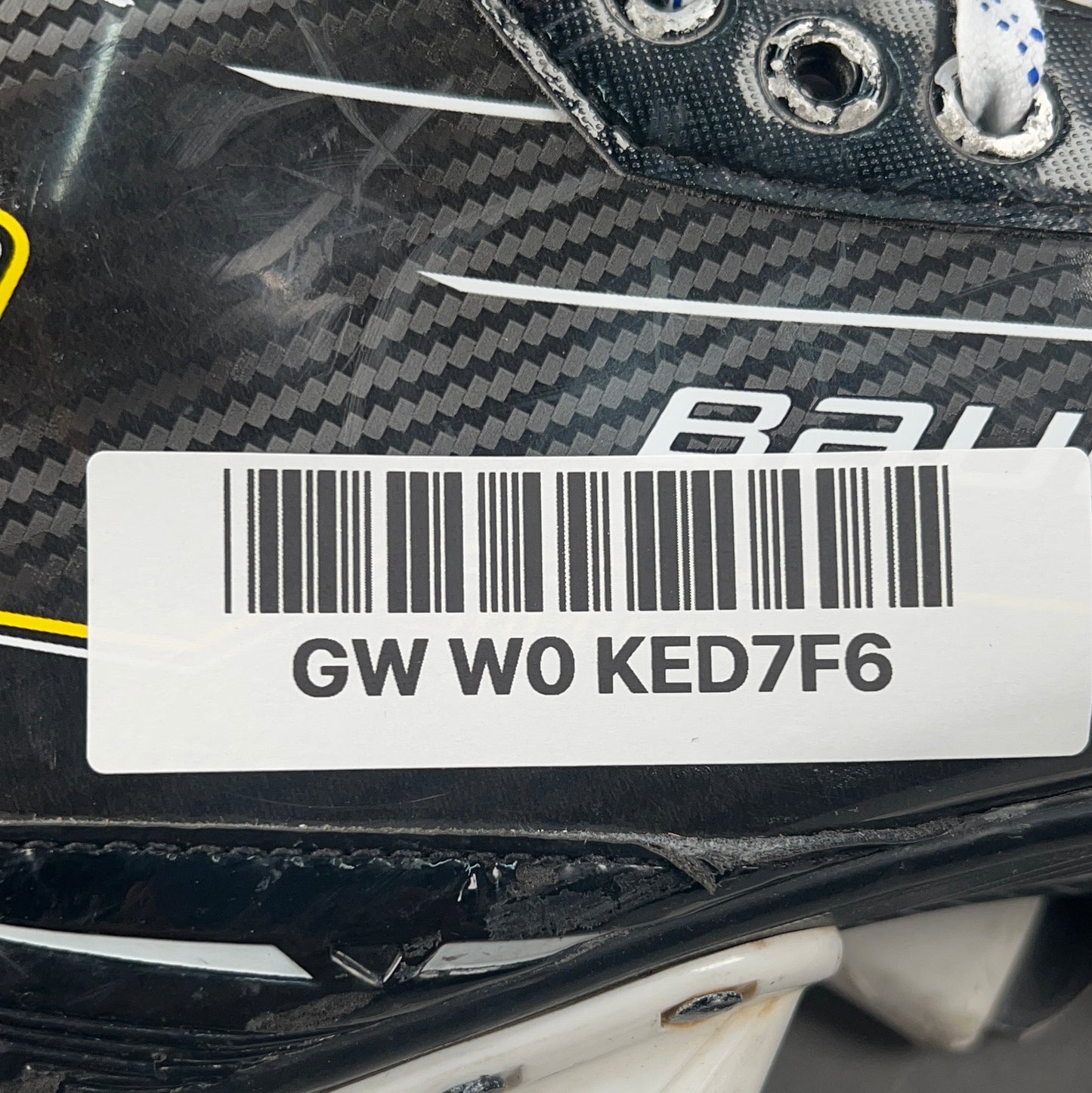 Bauer Supreme Comp Size 6.5 Intermediate Hockey Skates