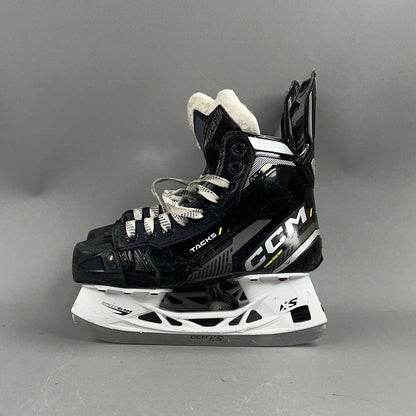CCM Tacks AS 580 Size 3.5 Junior Hockey Skates
