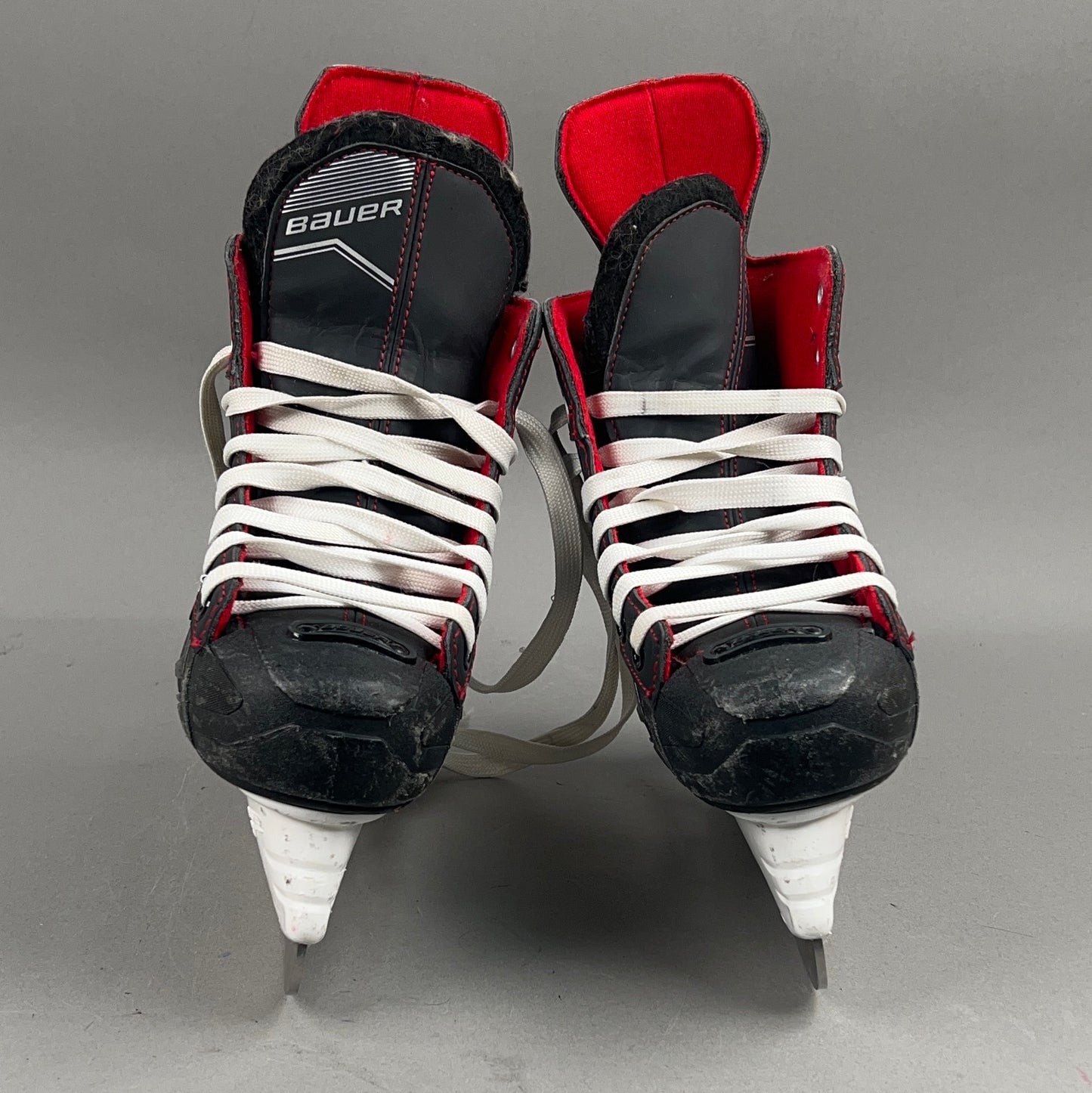 Bauer NS Size 2 Junior Hockey Skates