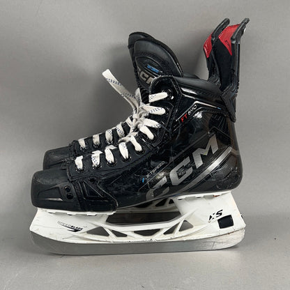 CCM Jetspeed FT 690 Size 5.5 Intermediate Hockey Skates