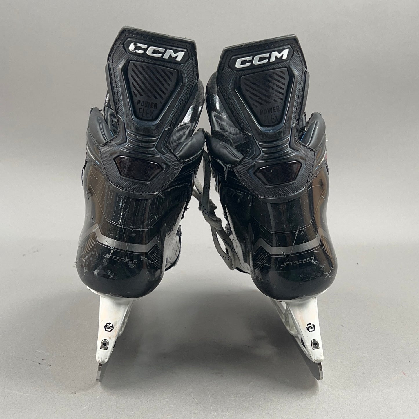 CCM Jetspeed FT 690 Size 5.5 Intermediate Hockey Skates
