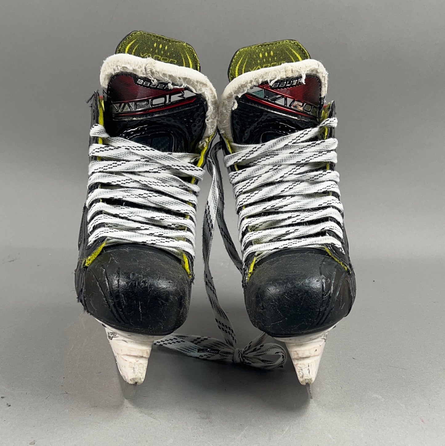 Bauer Vapor X2.9 Size 4.5 Intermediate Hockey Skates