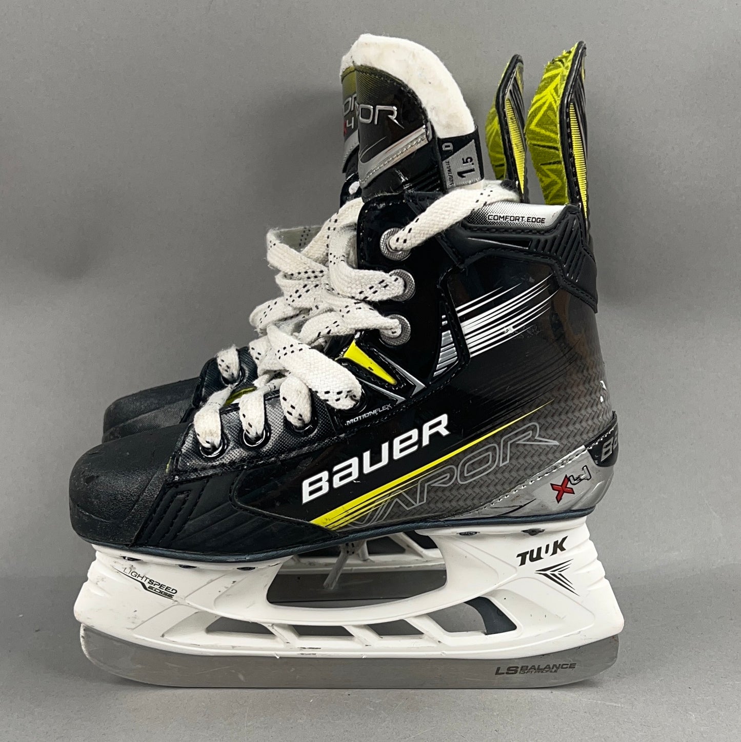 Bauer Vapor X4 Size 1.5 Junior Hockey Skates