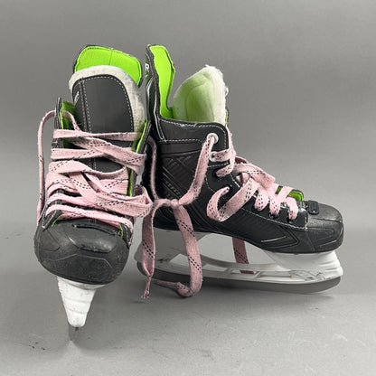 Bauer XLS Size 2 Junior Hockey Skates