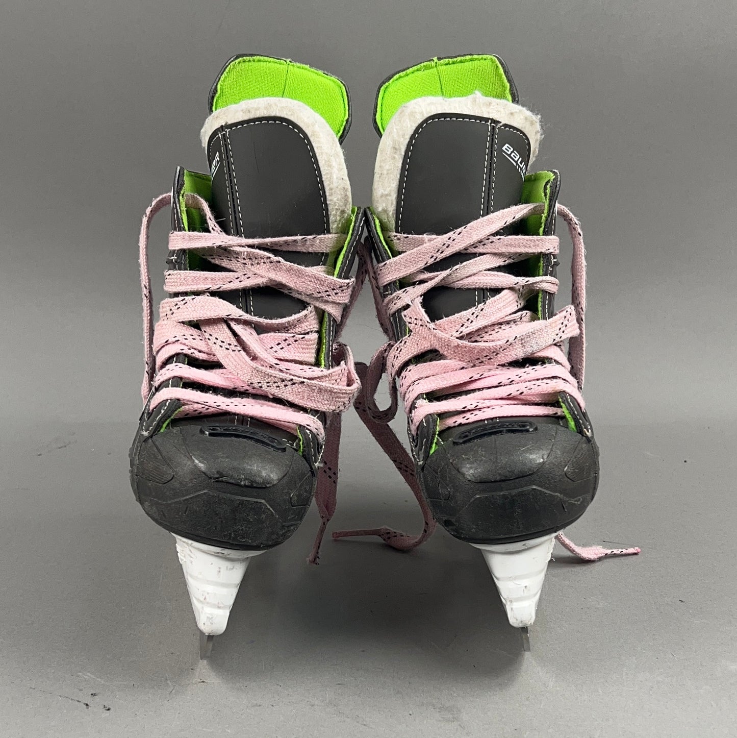 Bauer XLS Size 2 Junior Hockey Skates