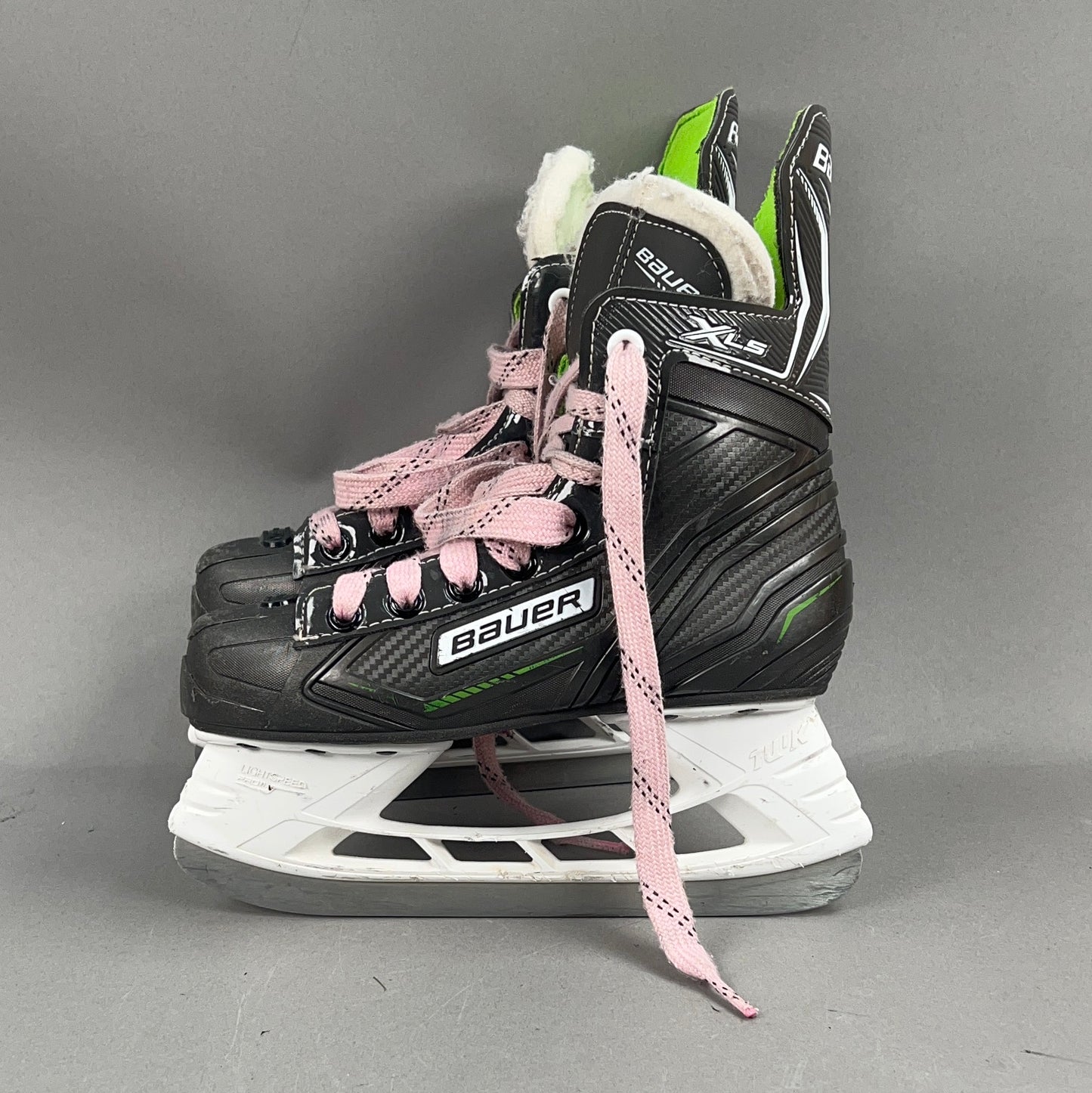 Bauer XLS Size 2 Junior Hockey Skates
