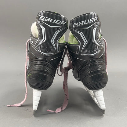 Bauer XLS Size 2 Junior Hockey Skates