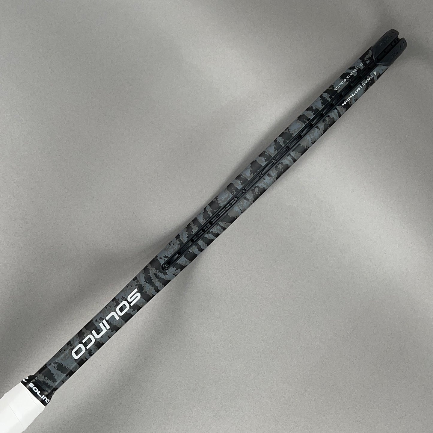 Solinco Blackout 300 V2 Tennis Racquet 4 3/8" Grip & 100in² Head Size