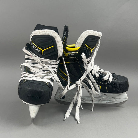 CCM Super Tacks 9380 Size 1.5 Junior Hockey Skates