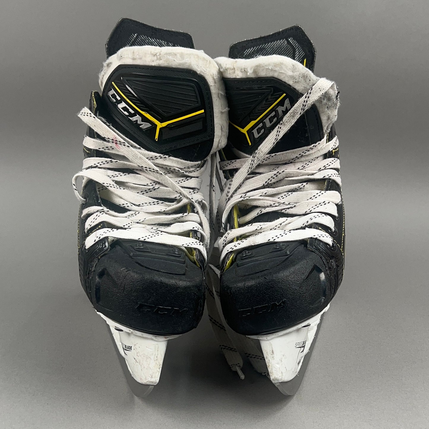 CCM Super Tacks 9380 Size 1.5 Junior Hockey Skates