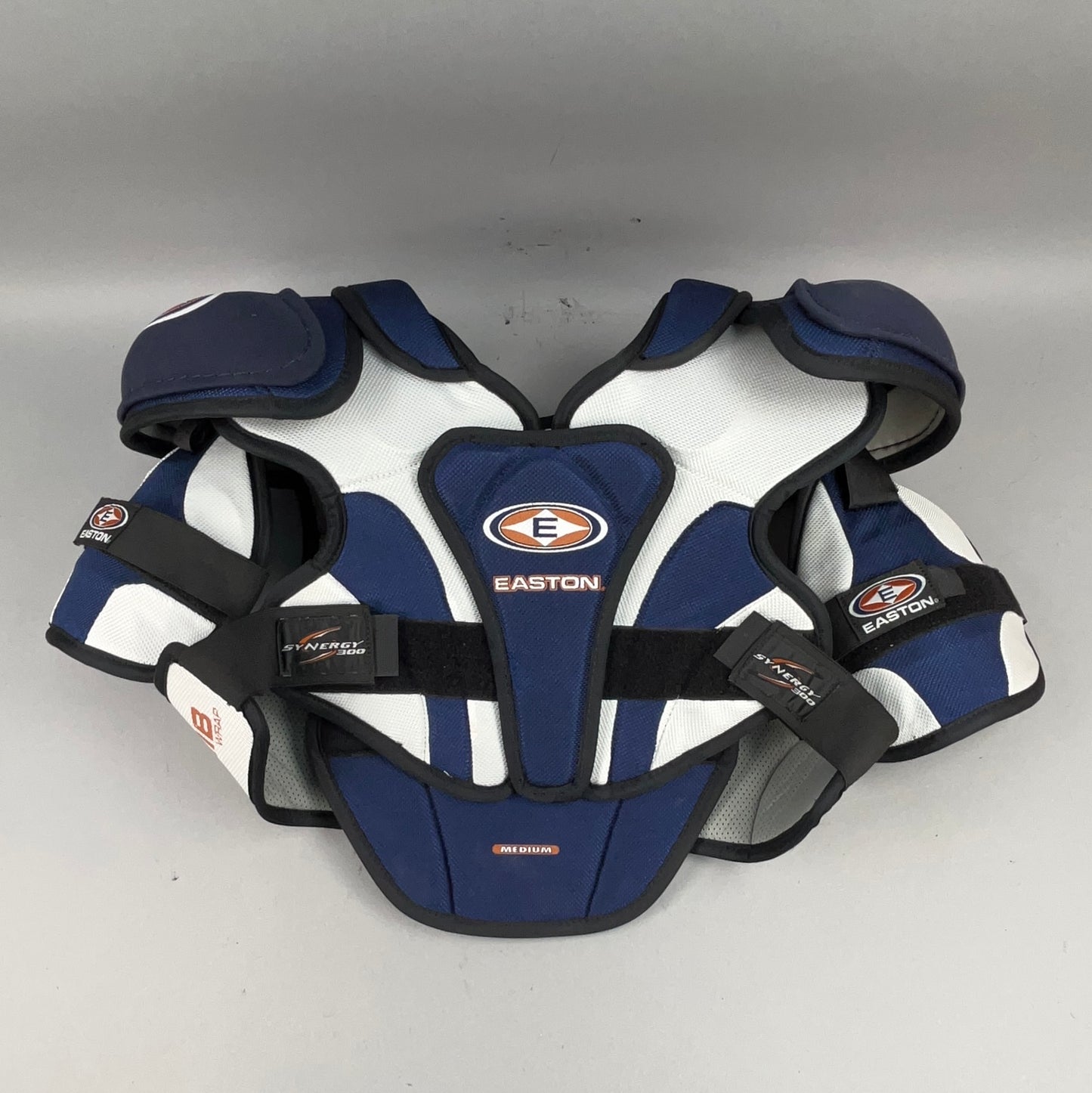 Easton Synergy 300 Senior Medium Vintage Hockey Shoulder Pads