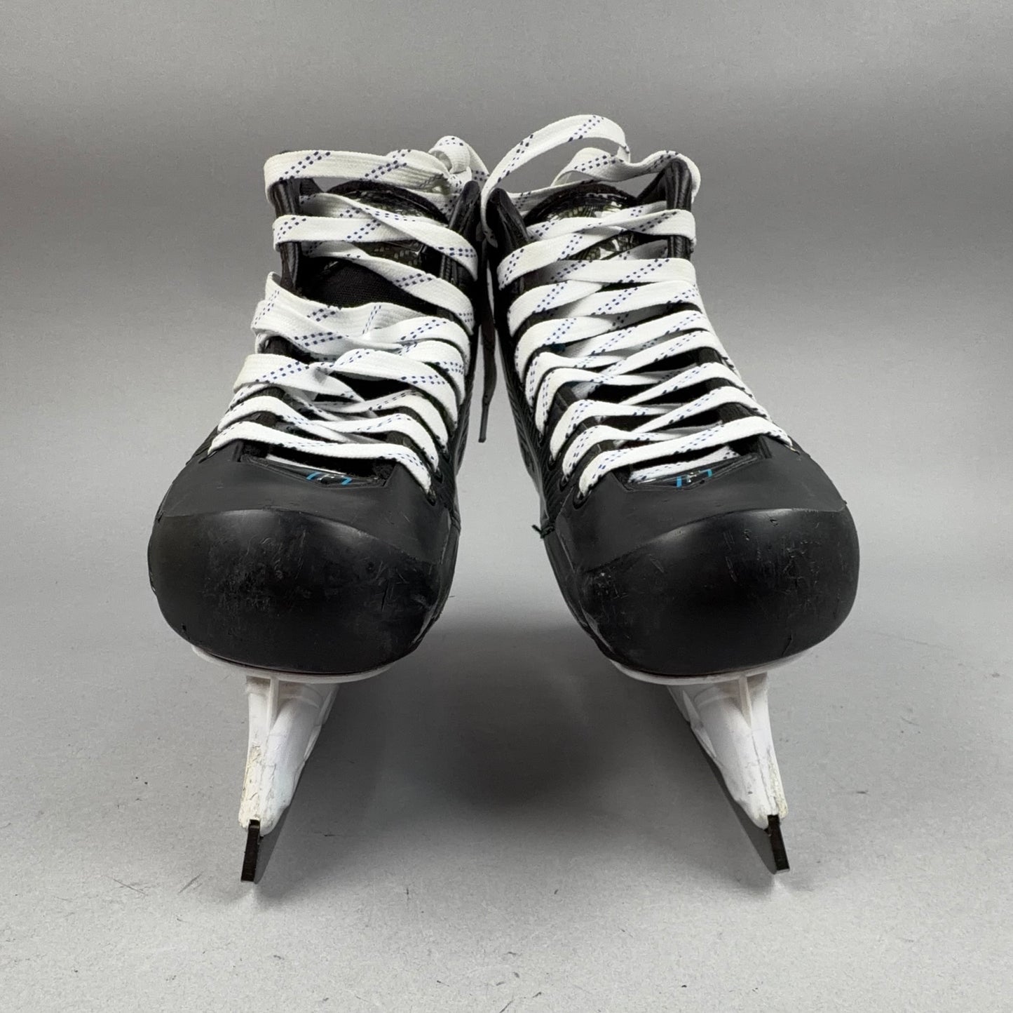True TF7 Size 5R Hockey Goalie Skates