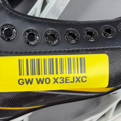 CCM Tacks 9042 Size 5 Intermediate Hockey Skates