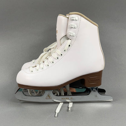 Jackson Excel Size 2.5 Ice Skates w/ Mark II Blades