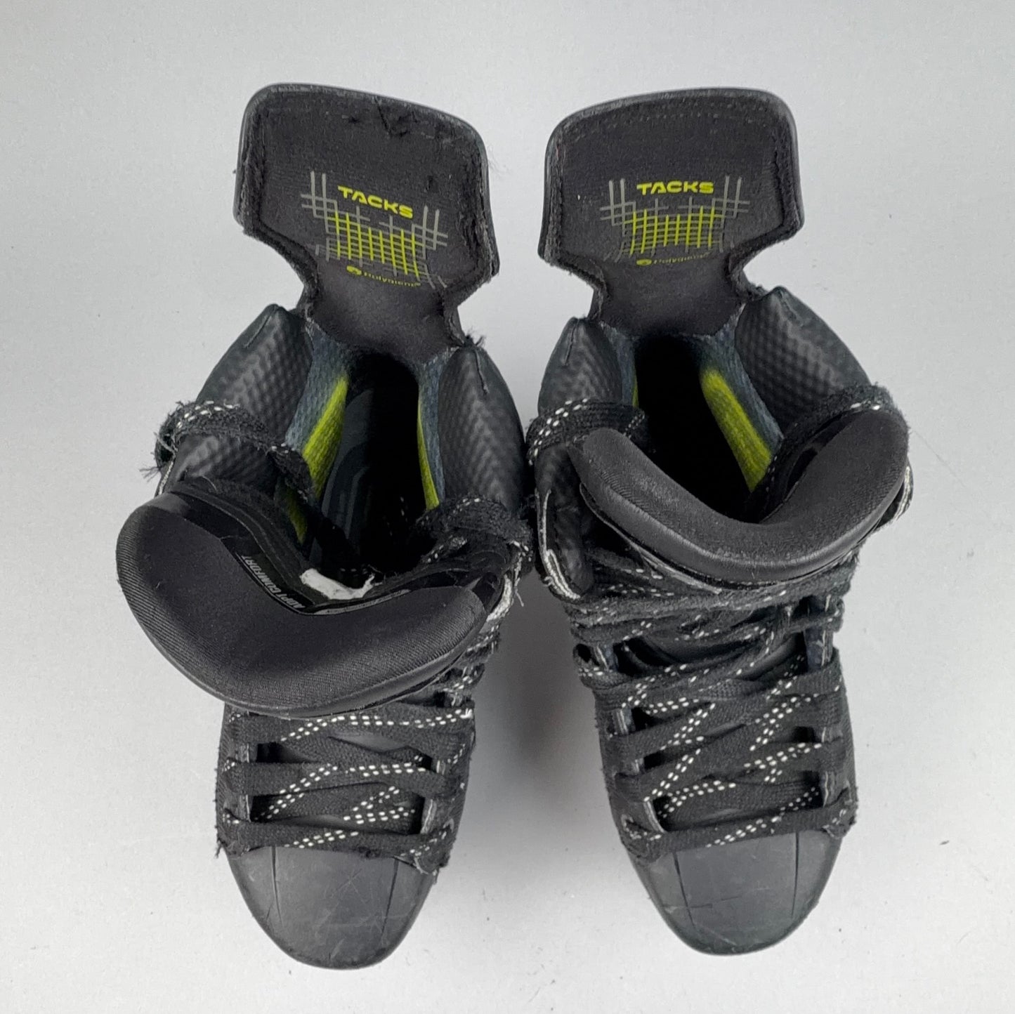 CCM Tacks XF Size 5.5 Intermediate Hockey Skates
