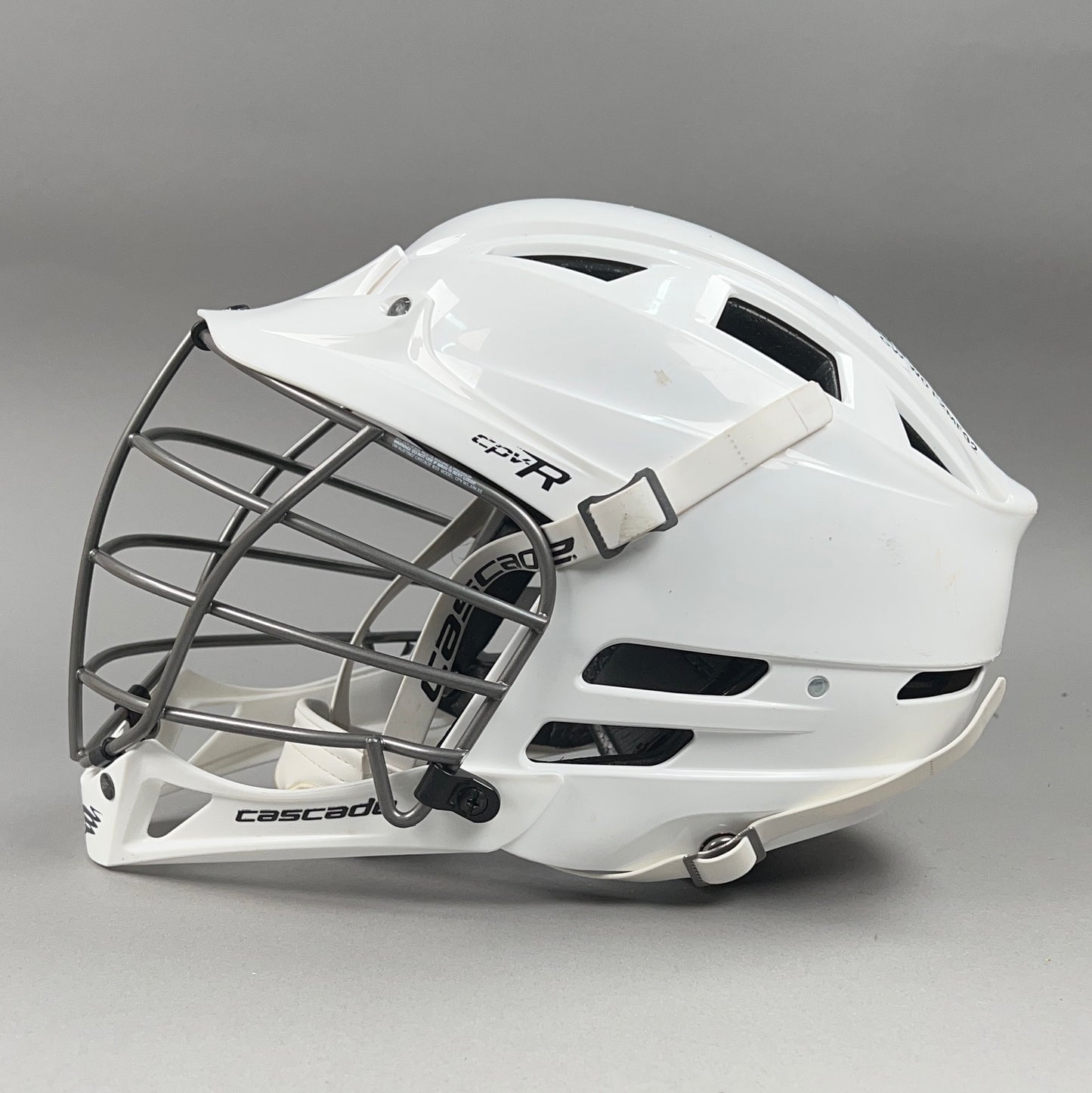 Cascade CPV-R S/M Adjustable 21.5" to 23" Lacrosse Helmet