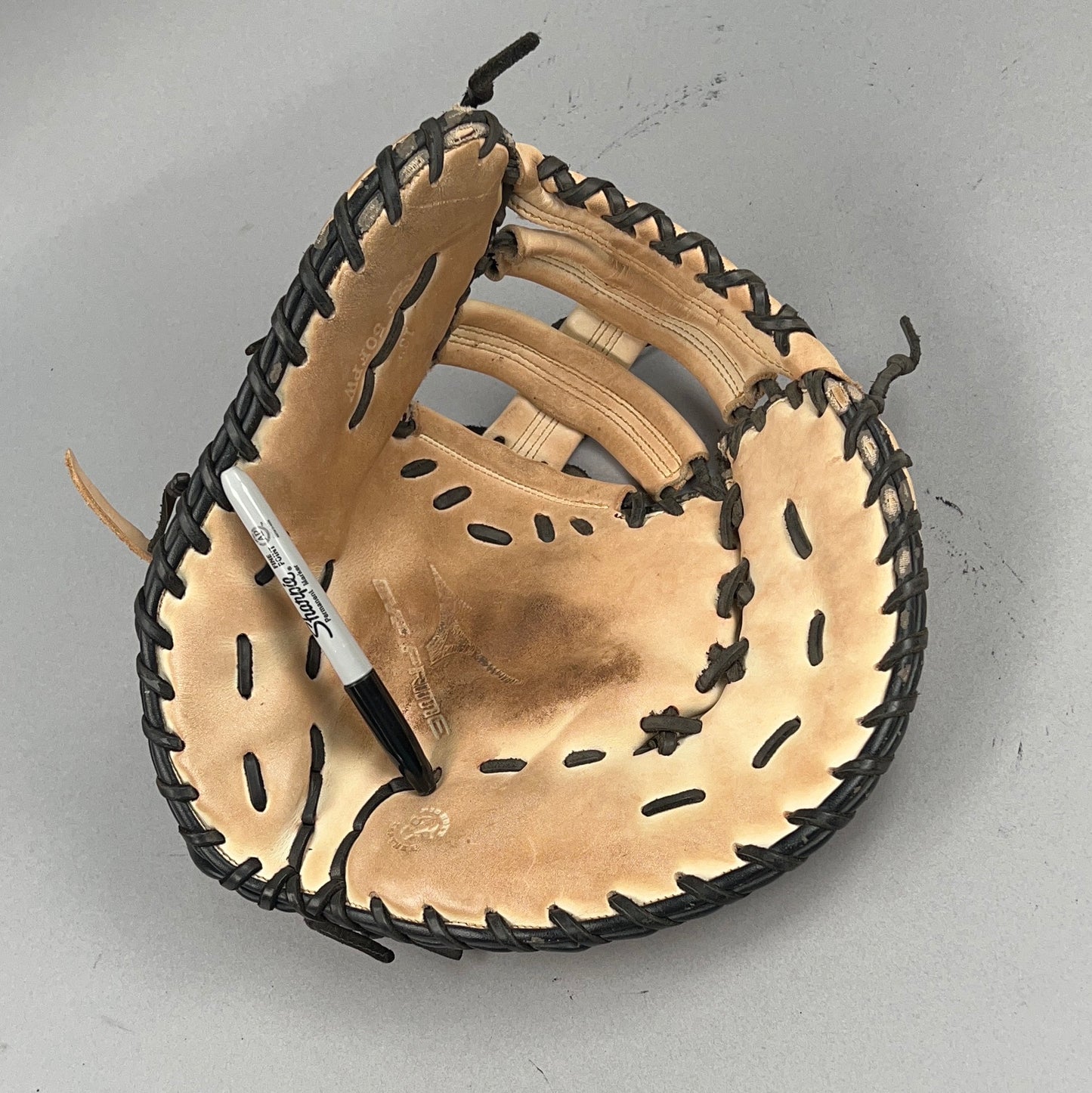 Mizuno GXF 50FPW Fastpitch 13" Right Hand Thrower Softball Glove