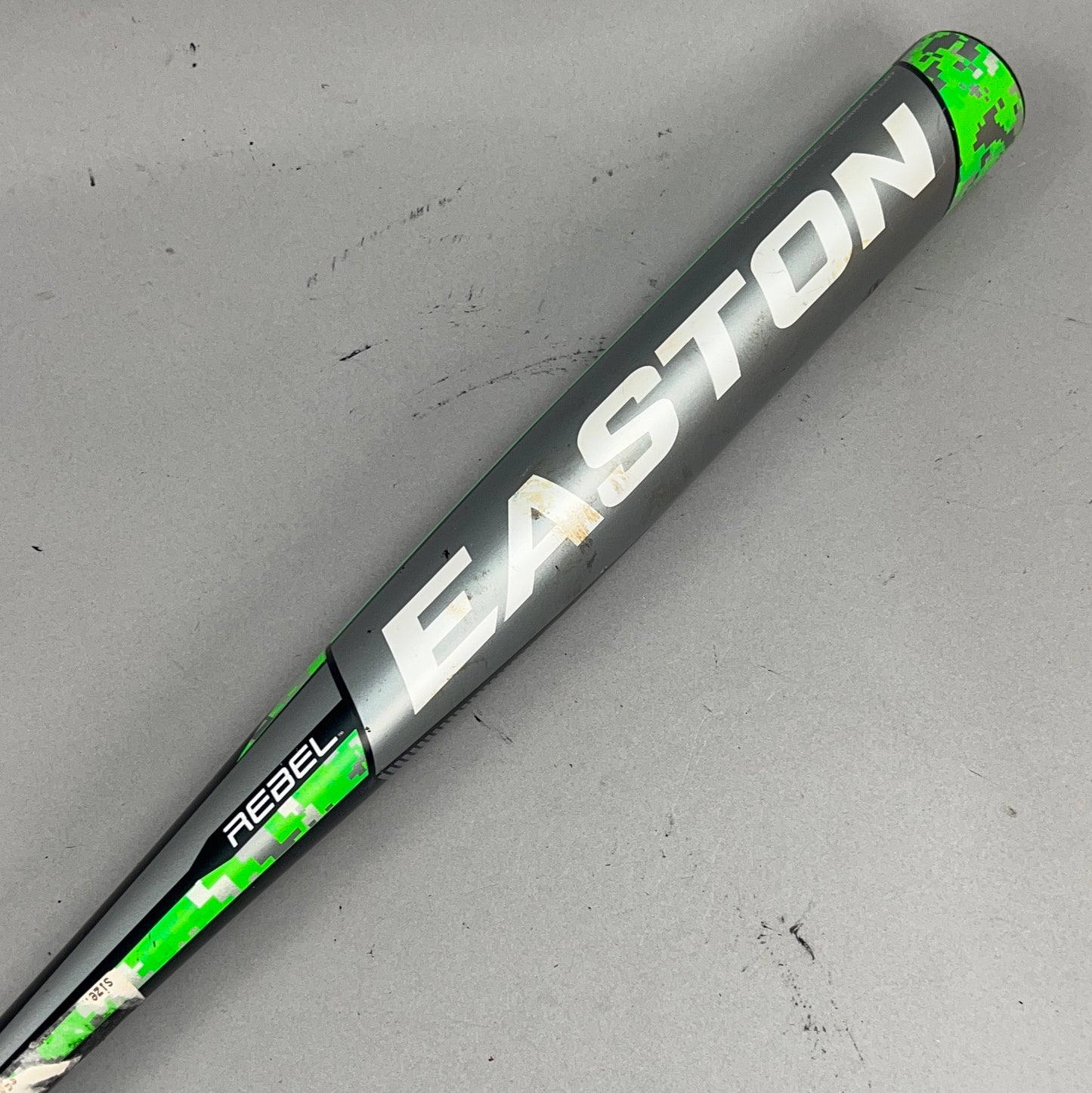 Easton Rebel 34/28 (-6) ASA / NSA / USSSA Softball Bat