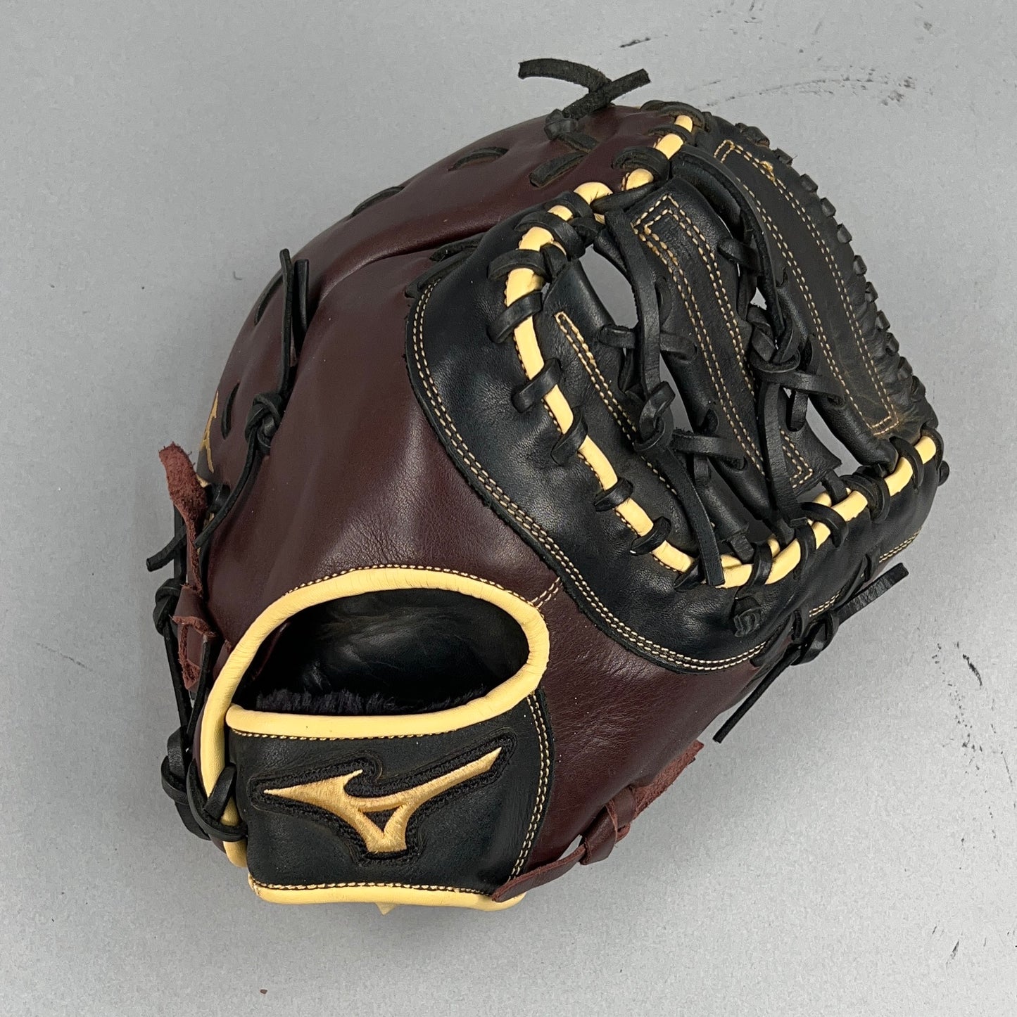 Mizuno GXF 50 PB3BC 12.5" Right Hand Thrower First Baseman's Glove