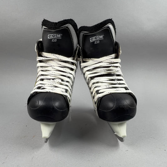 CCM Vector 2.0 Size 6 Vintage Intermediate Hockey Skates