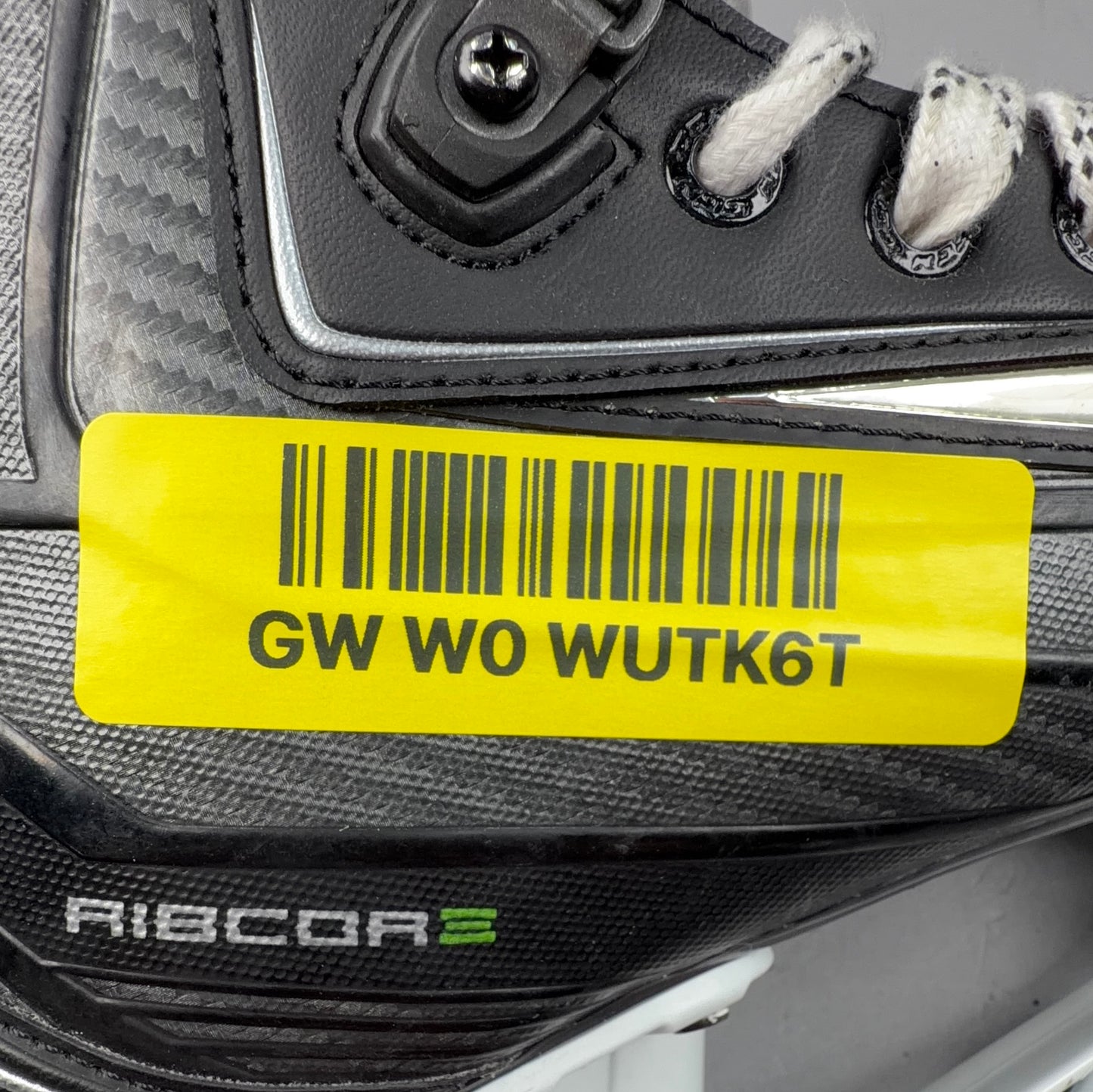 CCM Ribcor 44K Size 4.5 Intermediate Hockey Skates