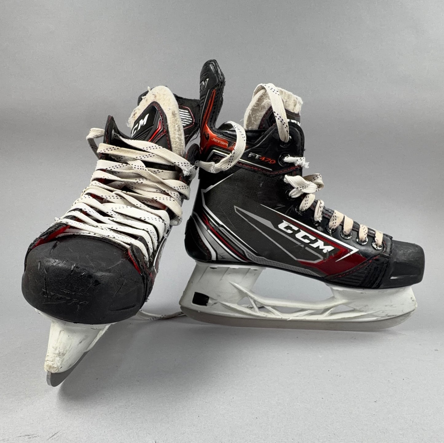 CCM Jetspeed FT470 Size 6.5 Intermediate Hockey Skates