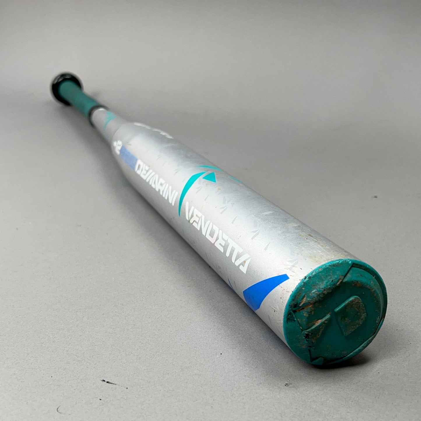 Demarini Vendetta 31/19 (-12) ASA / NSA / USSSA Softball Bat