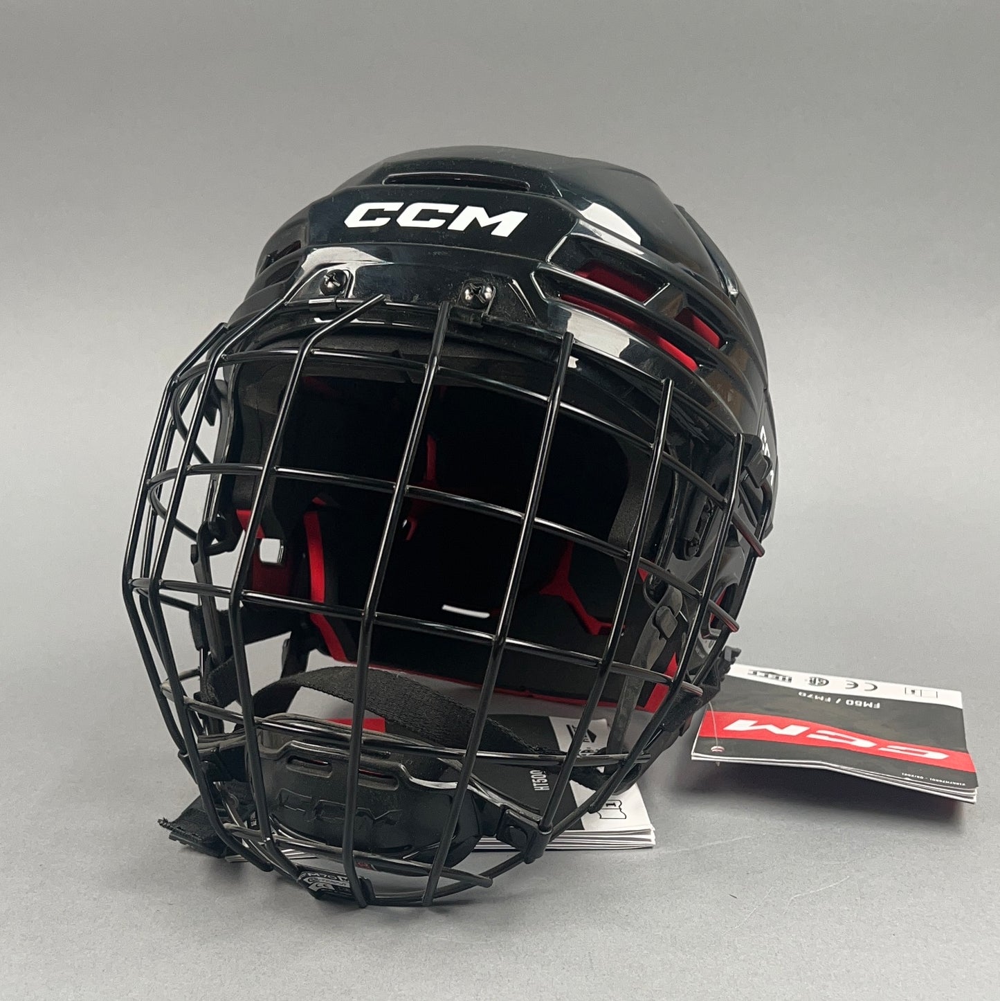 CCM Tacks 70 M Medium 7" to 7 1/2" Senior Hockey Helmet