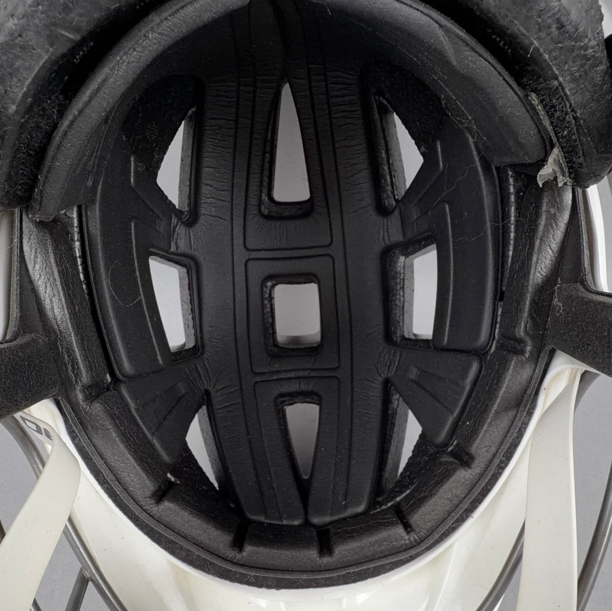 Cascade CPV-R OSFM Adjustable 21.5" to 24" Lacrosse Helmet