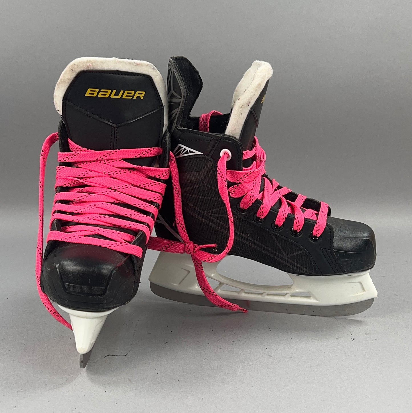 Bauer Supreme S140 Size 3 Junior Hockey Skates
