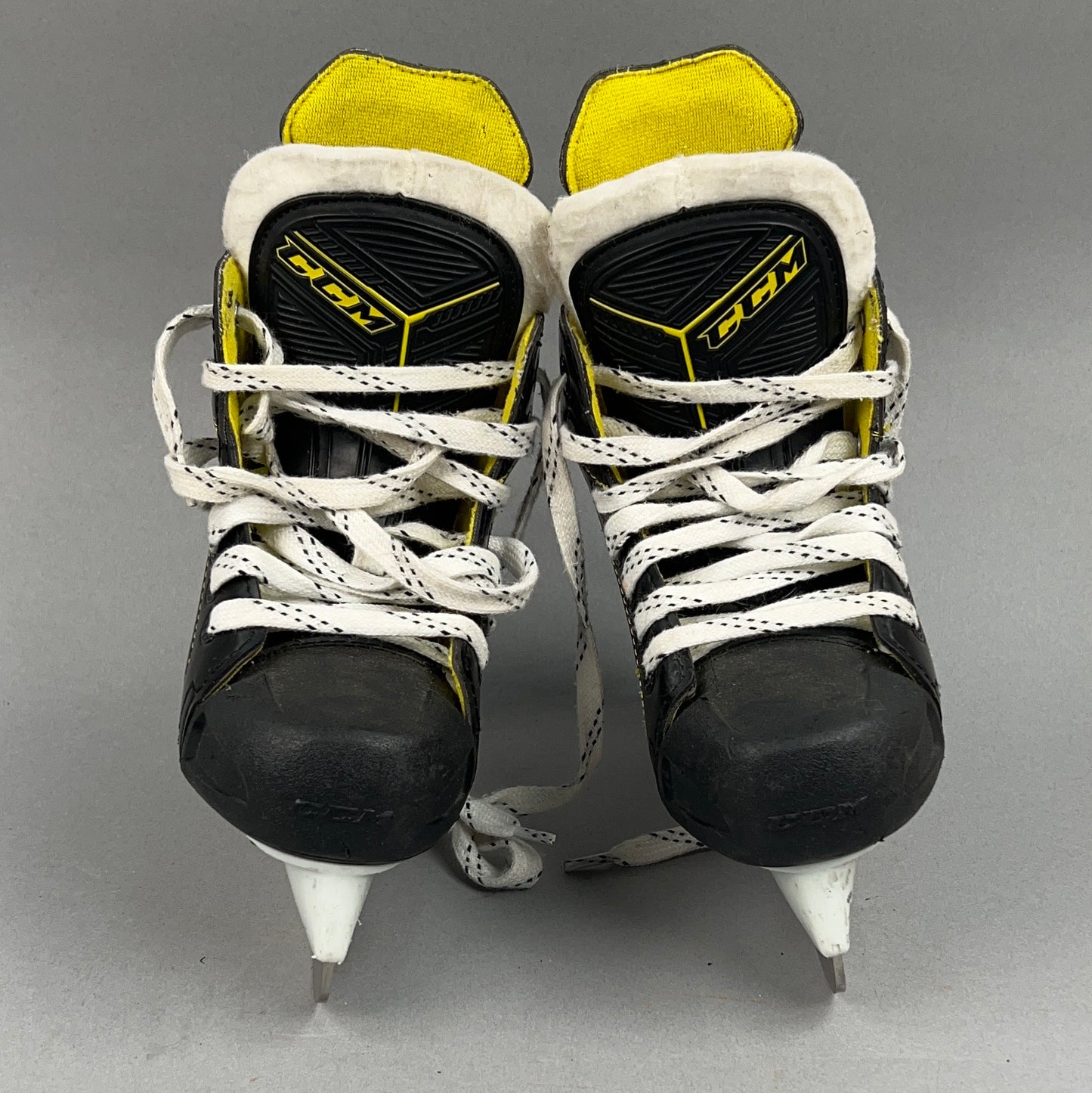 CCM Super Tacks Vector Premier Size 11Y Youth Hockey Skates