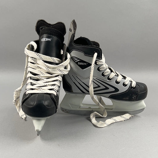 CCM Intruder Size 2 Vintage Junior Hockey Skates