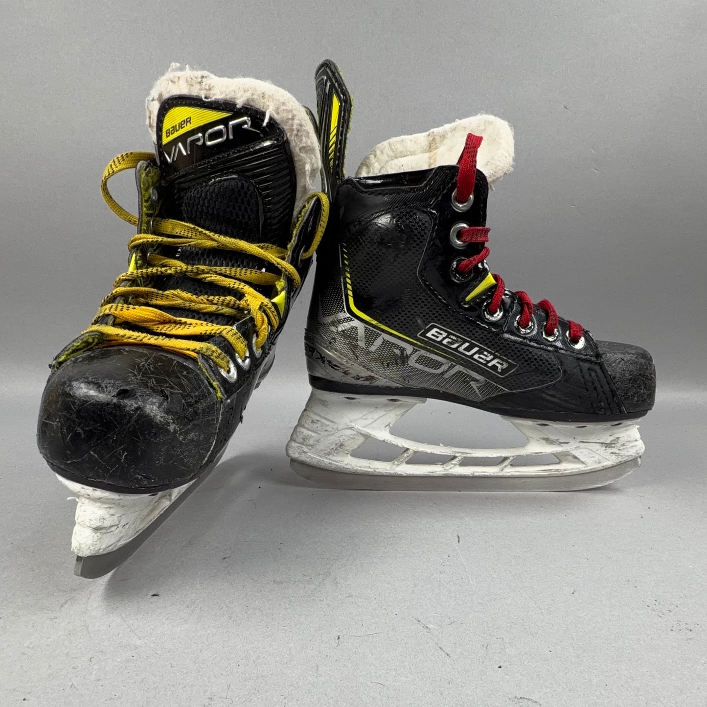 Bauer Vapor 3X Size 13Y Youth Hockey Skates