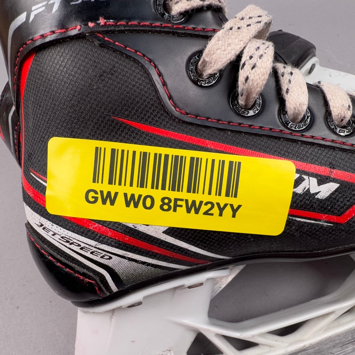 CCM FT340 Size 1 Junior Hockey Skates