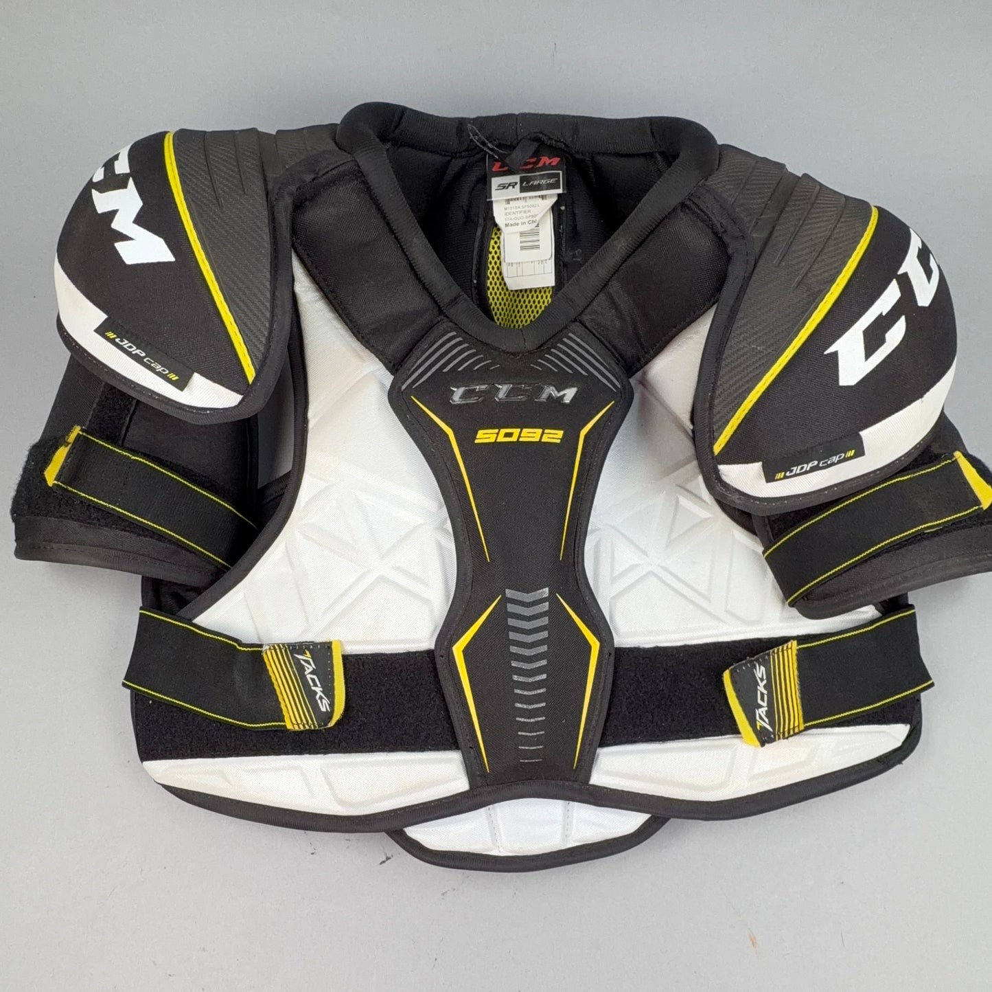 CCM Tacks 5092 Senior Large Hockey Shoulder Pads