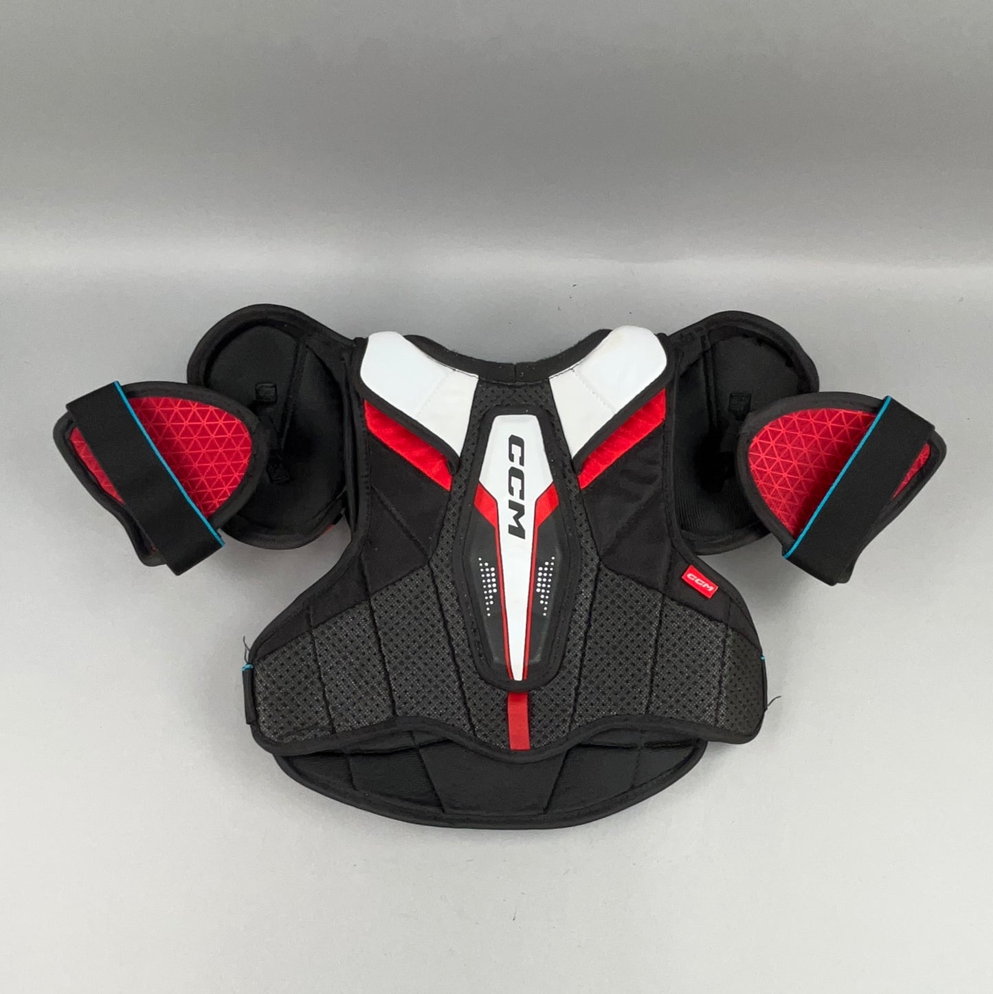 CCM FT680 Junior Medium Hockey Shoulder Pads