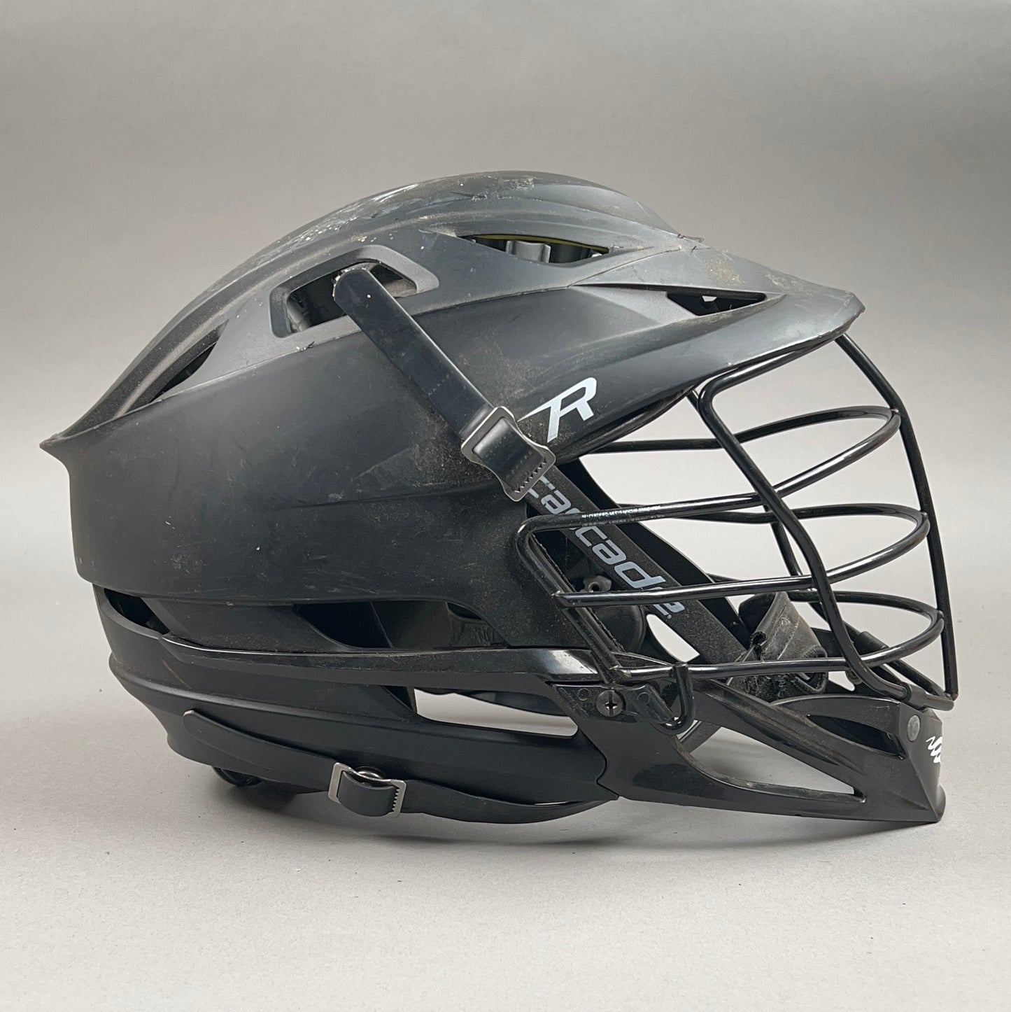 Cascade R OSFM Adjustable 21.5" to 24" Senior Lacrosse Helmet