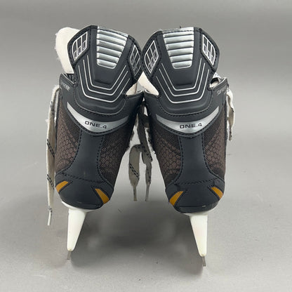 Bauer Supreme One.4 Size 12Y Youth Hockey Skates