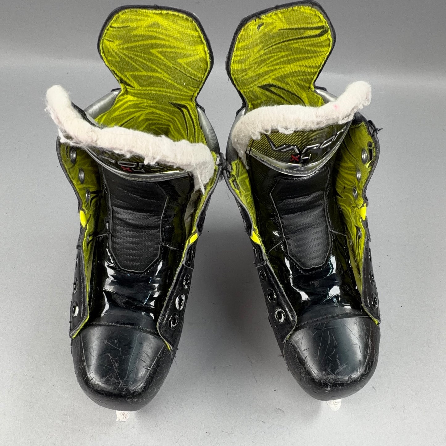 Bauer Vapor X4 Size 13Y Youth Hockey Skates