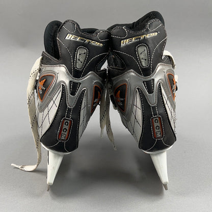 CCM Vector 7.5 Size 4 Intermediate Hockey Skates