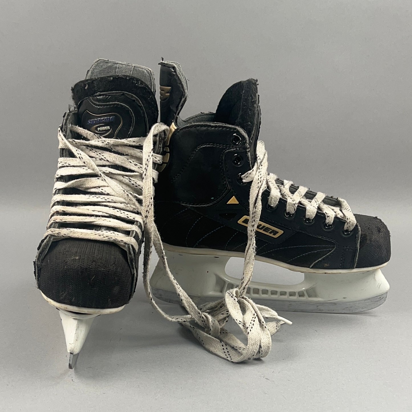 Bauer Supreme 1000 Size 4.5 Vintage Intermediate Hockey Skates