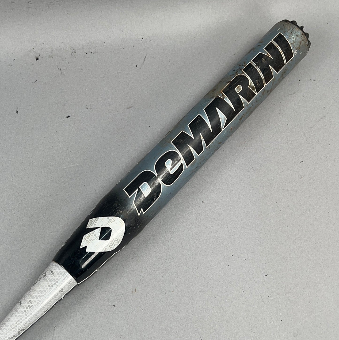 Demarini CF4 Black 33/23 (-10) ASA / NSA / USSSA Softball Bat