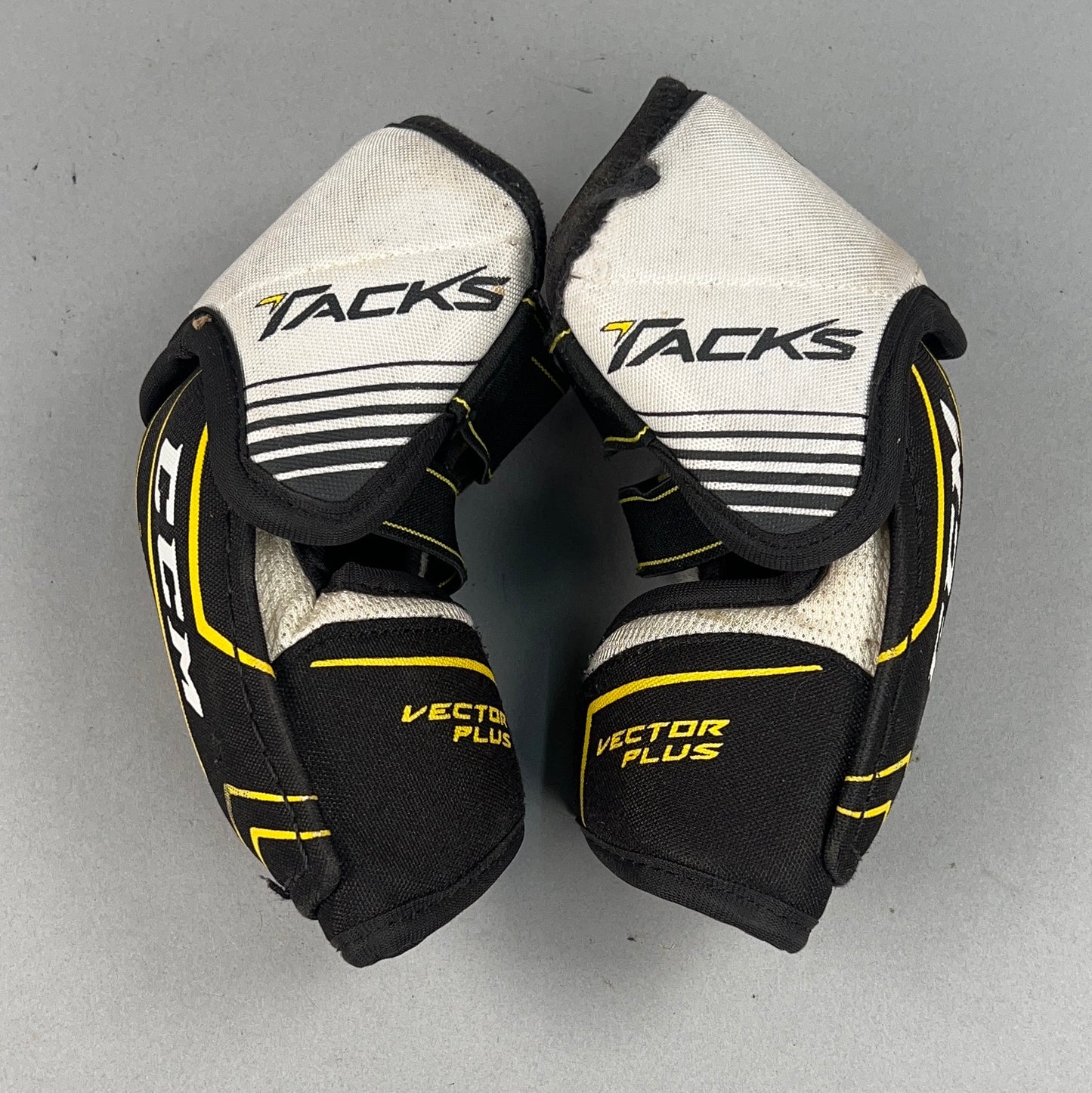 CCM Tacks Vector Plus Junior Medium Hockey Elbow Pads