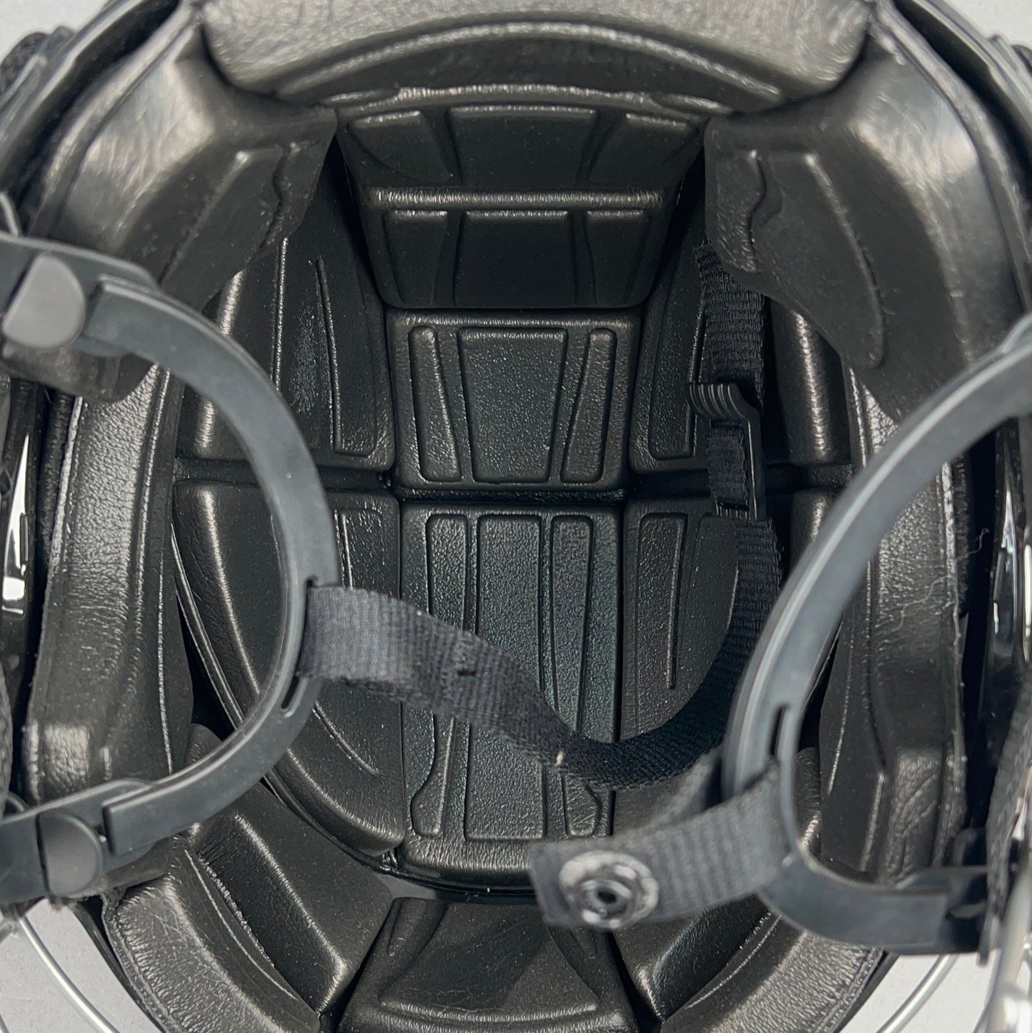 CCM FL40 L Large 7 1/4" to 7 3/4" Senior Hockey Helmet