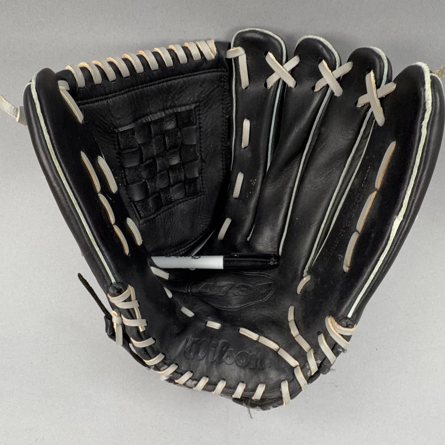 Wilson A730 14" Right Hand Thrower Baseball Glove