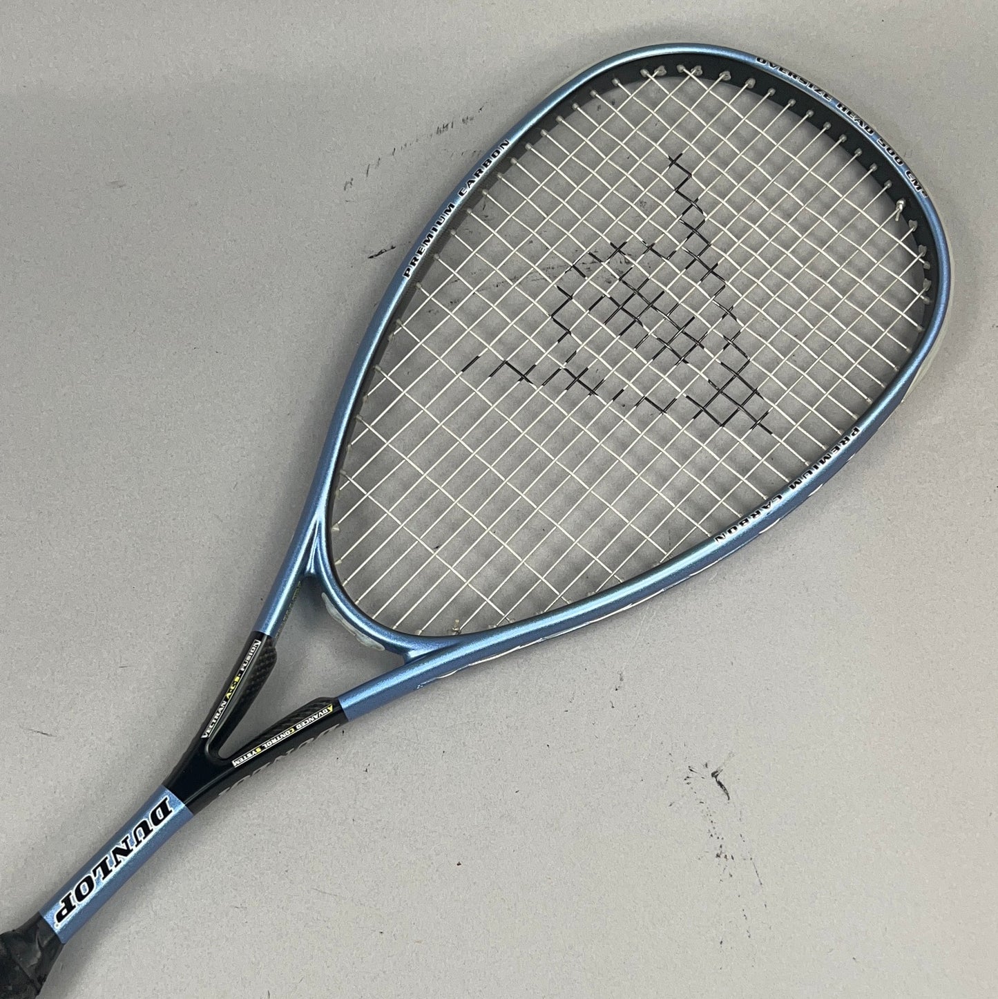 Dunlop BlackMax Carbon Squash Racket