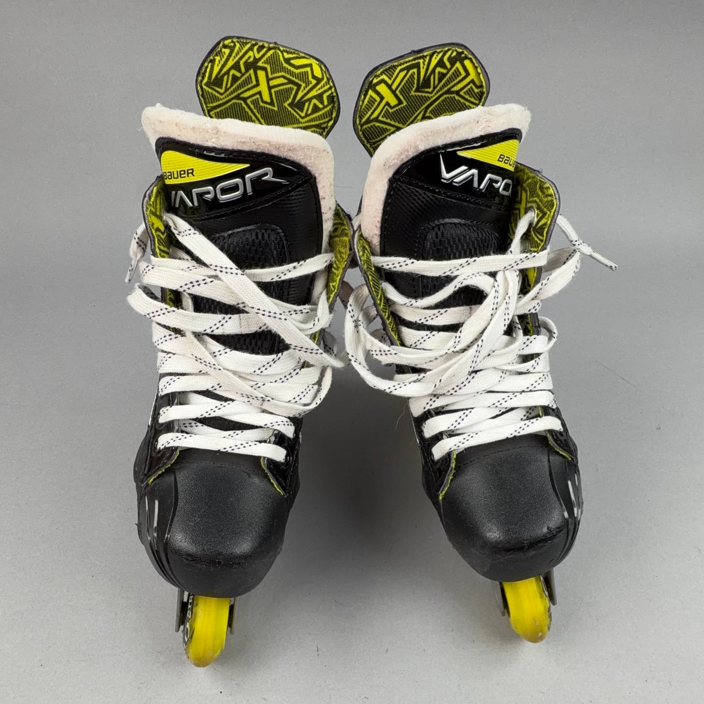 Bauer Vapor X3.5 Size 2 Inline Skates