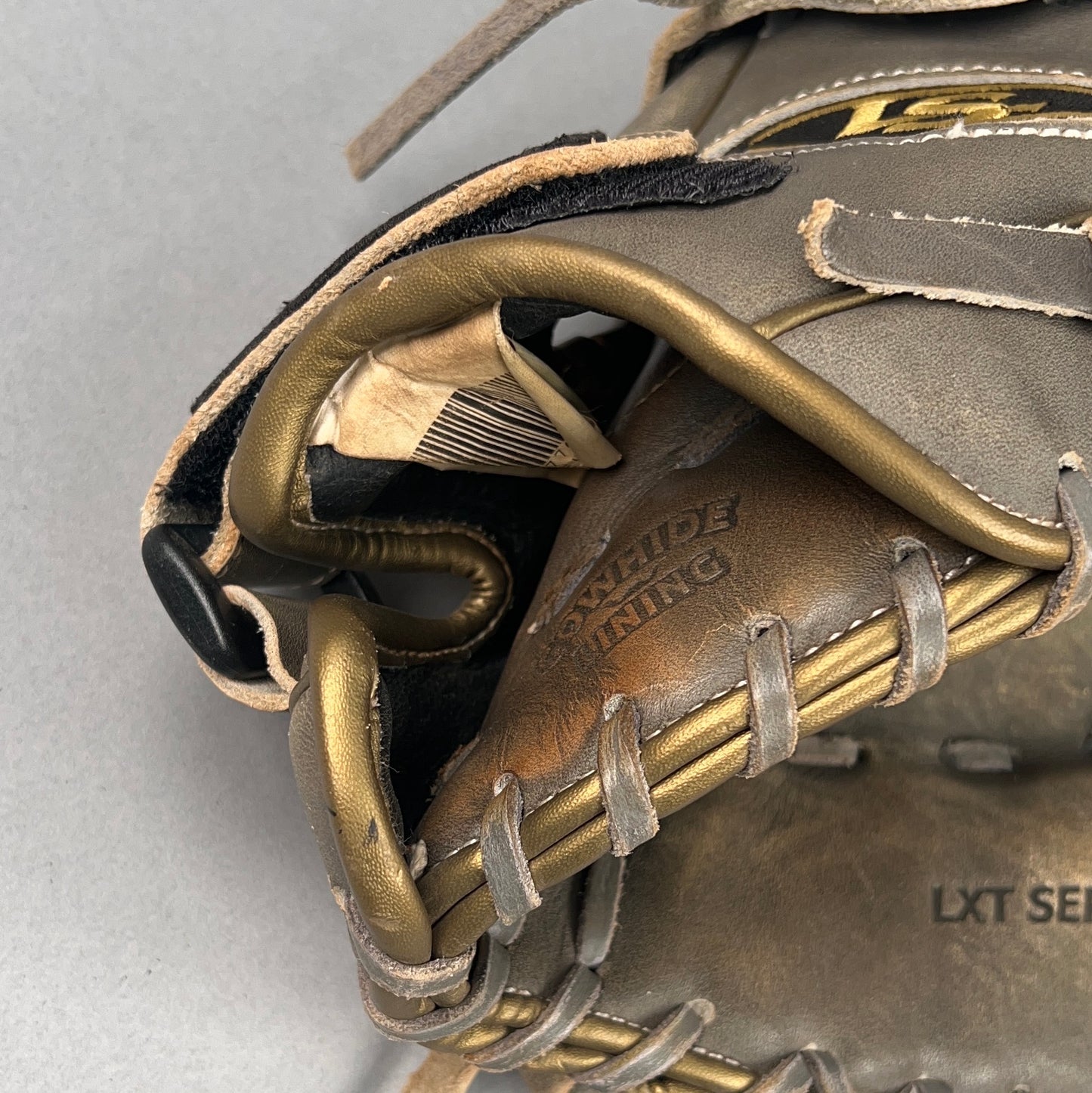 Louisville Slugger LXT Series LXRF19BM 13" Right Hand Thrower First Baseman's Glove
